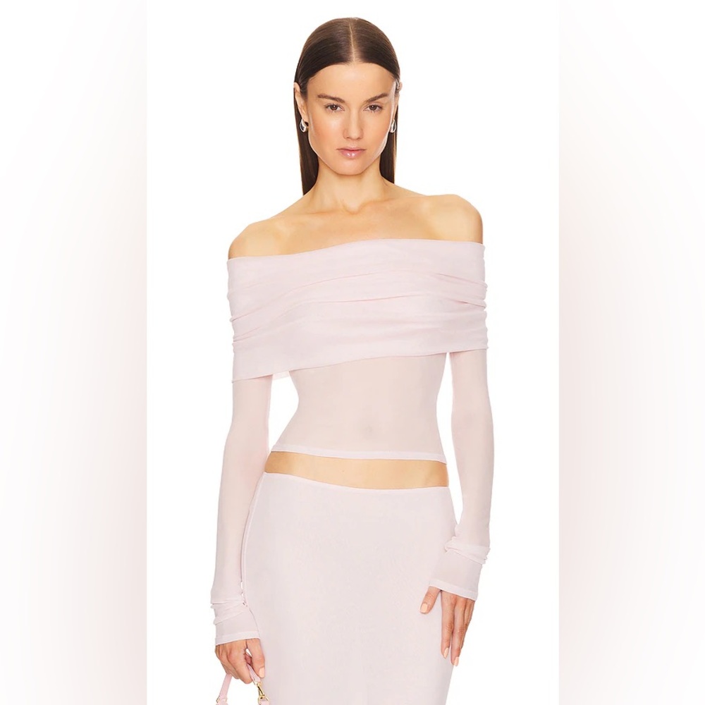 HELSA NWT Elegant Off-Shoulder Pink Top